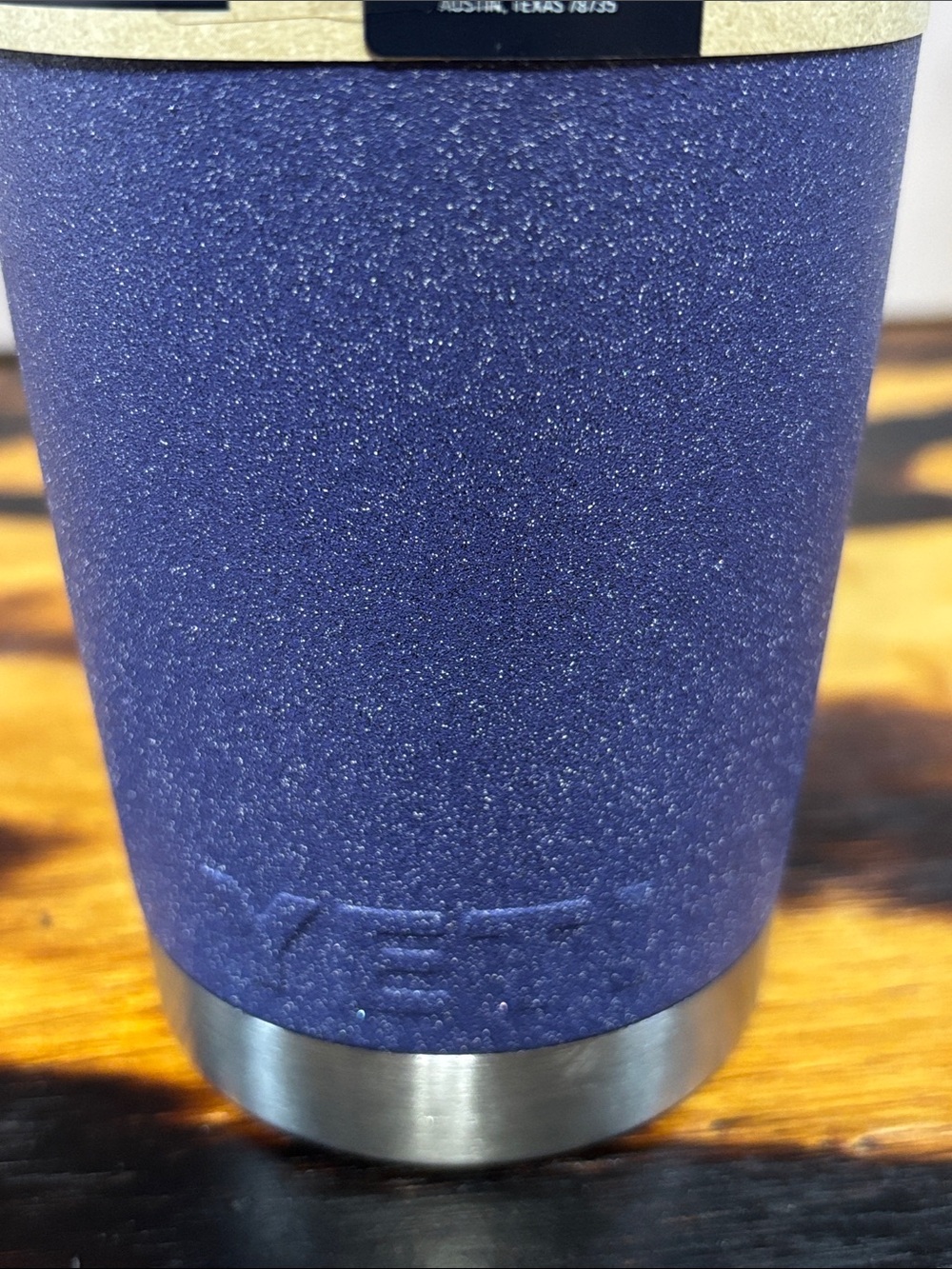 YETI RAMBLER 20 OZ TUMBLER
WITH MAGSLIDER LID - Moon Dust - Picture 6 of 6